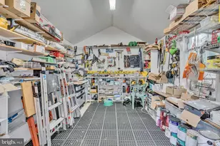 4 Burgundy Ct, Rockville, MD 20850 - Photo 19