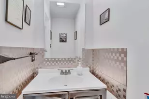 4 Burgundy Ct, Rockville, MD 20850 - Photo 23