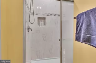 4 Burgundy Ct, Rockville, MD 20850 - Photo 29