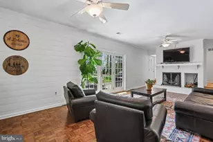 14338 Chesterfield Rd, Rockville, MD 20853 - Photo 17