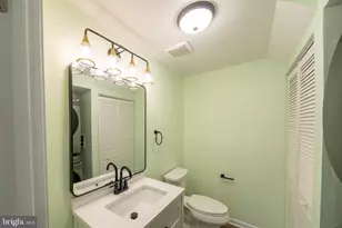 9377 Chadburn Pl, Montgomery Village, MD 20886 - Photo 19