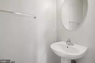 9702 Washingtonian Blvd, Gaithersburg, MD 20878 - Photo 27