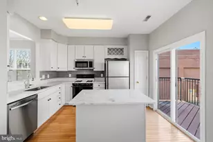 9702 Washingtonian Blvd, Gaithersburg, MD 20878 - Photo 23