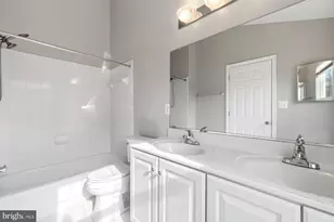 9702 Washingtonian Blvd, Gaithersburg, MD 20878 - Photo 9