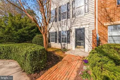 9702 Washingtonian Boulevard, Gaithersburg, MD 20878 - Photo 1