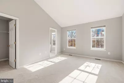 9702 Washingtonian Boulevard, Gaithersburg, MD 20878 - Photo 17