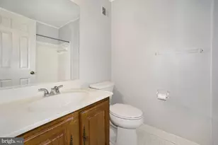 10107 Galsworthy Pl, Bethesda, MD 20817 - Photo 15