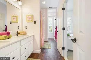 12333 Cherry Branch Dr, Clarksburg, MD 20871 - Photo 31