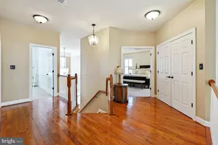 12333 Cherry Branch Dr, Clarksburg, MD 20871 - Photo 19