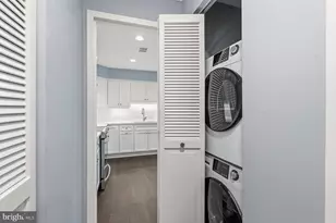 8101 Connecticut Ave, Chevy Chase, MD 20815 - Photo 13