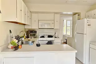 10753 Deborah Dr, Potomac, MD 20854 - Photo 5