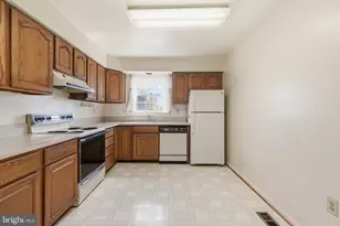 5 Sonata Ct, Silver Spring, MD 20901 - Photo 13