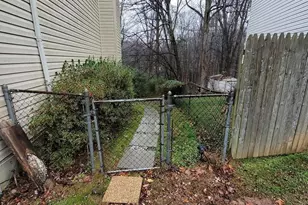 16542 Sioux Ln, Gaithersburg, MD 20878 - Photo 9