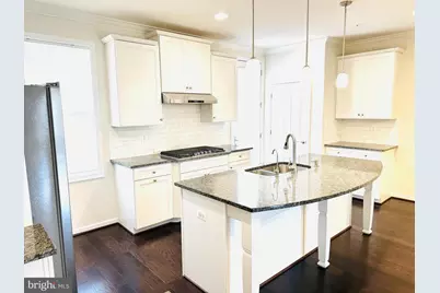 13817 Byrne Park Drive, Clarksburg, MD 20871 - Photo 7