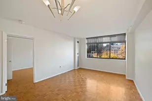 7111 Woodmont Ave, Bethesda, MD 20815 - Photo 13