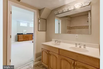 18 Nantucket Court, Potomac, MD 20854 - Photo 35