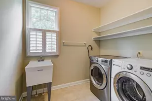 18 Nantucket Ct, Potomac, MD 20854 - Photo 21