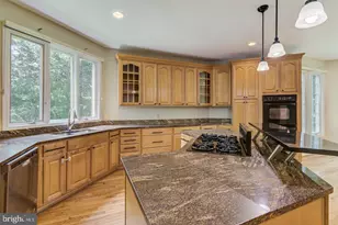 18 Nantucket Ct, Potomac, MD 20854 - Photo 15