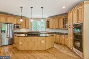 18 Nantucket Ct, Potomac, MD 20854 - Photo 15