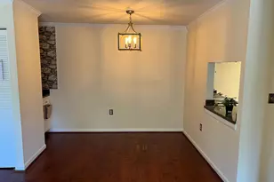 18336 Streamside Dr, Gaithersburg, MD 20879 - Photo 3