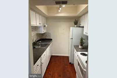 18336 Streamside Drive #304, Gaithersburg, MD 20879 - Photo 7