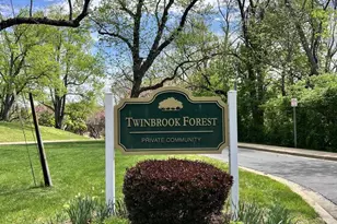 516 Meadow Hall Dr, Rockville, MD 20851 - Photo 33