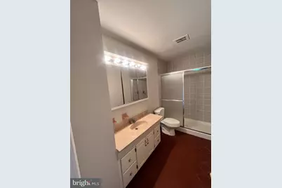 516 Meadow Hall Drive #D516, Rockville, MD 20851 - Photo 17