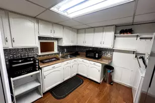 516 Meadow Hall Dr, Rockville, MD 20851 - Photo 23