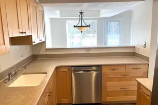 10713 Hampton Mill Terrace, North Bethesda, MD 20852 - Photo 3