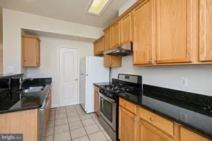 207 Garden View Way, Rockville, MD 20850 - Photo 27