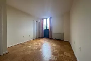 4242 East-West Hwy, Chevy Chase, MD 20815 - Photo 15