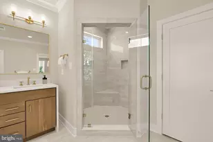 8506 Hempstead Ave, Bethesda, MD 20817 - Photo 29