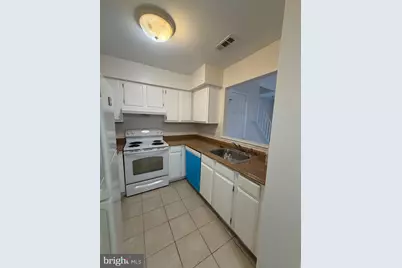 4118 Peppertree Lane #4118, Silver Spring, MD 20906 - Photo 5