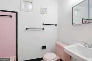 9717 Hedin Dr, Silver Spring, MD 20903 - Photo 19