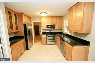 15309 Hannans Way, Rockville, MD 20853 - Photo 21