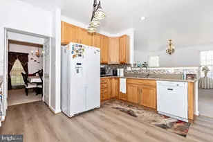 19483 Rayfield Dr, Germantown, MD 20874 - Photo 17