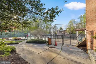 10630 Montrose Ave, Bethesda, MD 20814 - Photo 29