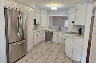 18278 Rolling Meadow Way, Olney, MD 20832 - Photo 3