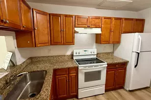10044 Forest View Pl, Montgomery Village, MD 20886 - Photo 3