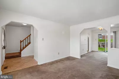 9313 Taverney Terrace, Gaithersburg, MD 20879 - Photo 3