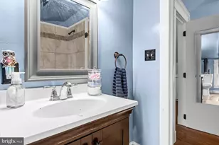 8 James St, Gaithersburg, MD 20877 - Photo 25