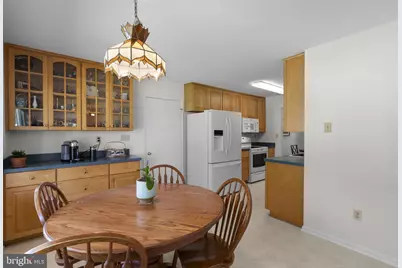 9008 Edgewood Drive, Gaithersburg, MD 20877 - Photo 5