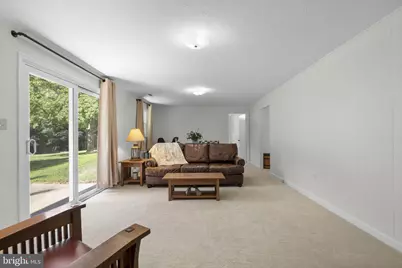 9008 Edgewood Drive, Gaithersburg, MD 20877 - Photo 27