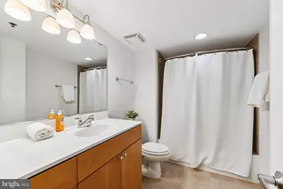 7500 Woodmont Avenue #SL15, Bethesda, MD 20814 - Photo 33