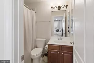 17622 Auburn Village Dr, Sandy Spring, MD 20860 - Photo 33