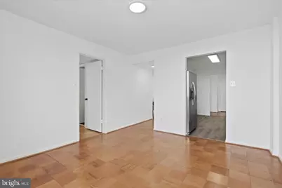 118 Monroe Street #118-1307, Rockville, MD 20850 - Photo 11