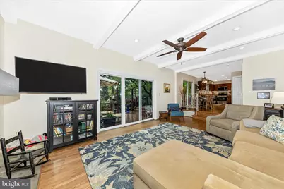 20516 Highland Hall Drive, Gaithersburg, MD 20886 - Photo 17