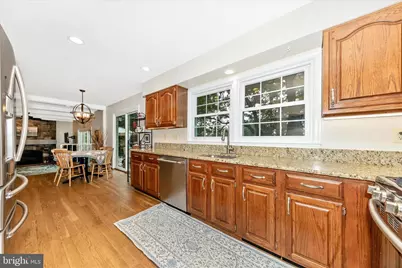 20516 Highland Hall Drive, Gaithersburg, MD 20886 - Photo 13