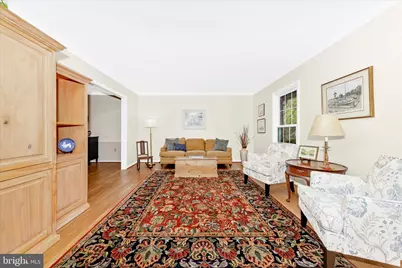 20516 Highland Hall Drive, Gaithersburg, MD 20886 - Photo 5