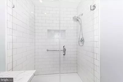 20516 Highland Hall Drive, Gaithersburg, MD 20886 - Photo 25